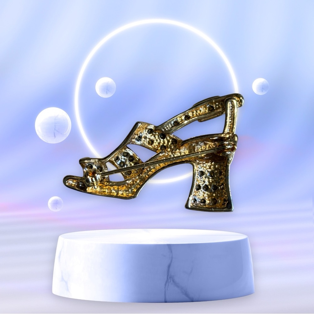 Chunky Heel Sandal Brooch Sparkling Gold and Silver - Picture 3 of 11